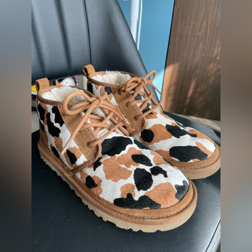 Uggs - Cow Print